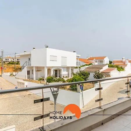 #160 V3 Branca 92 By Holidays Holiday home *