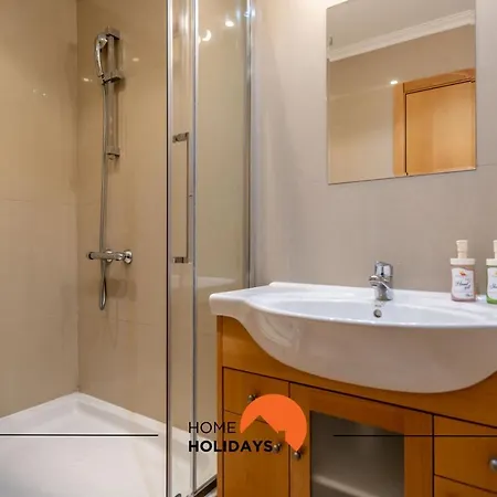 #160 V3 Branca 92 By Holidays Casa de Férias Albufeira