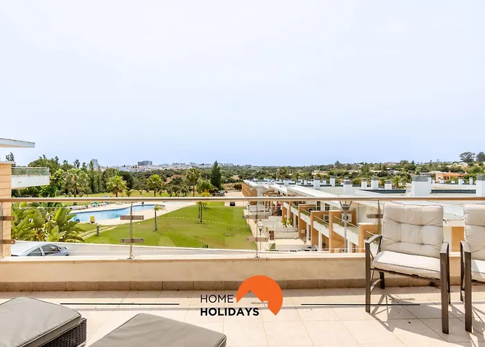 #160 V3 Branca 92 By Holidays Casa de Férias